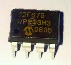PIC12F675 8-bit Microcontrollers - MCU 1.75KB 64 RAM 6 I/O Ind Temp DIP-8